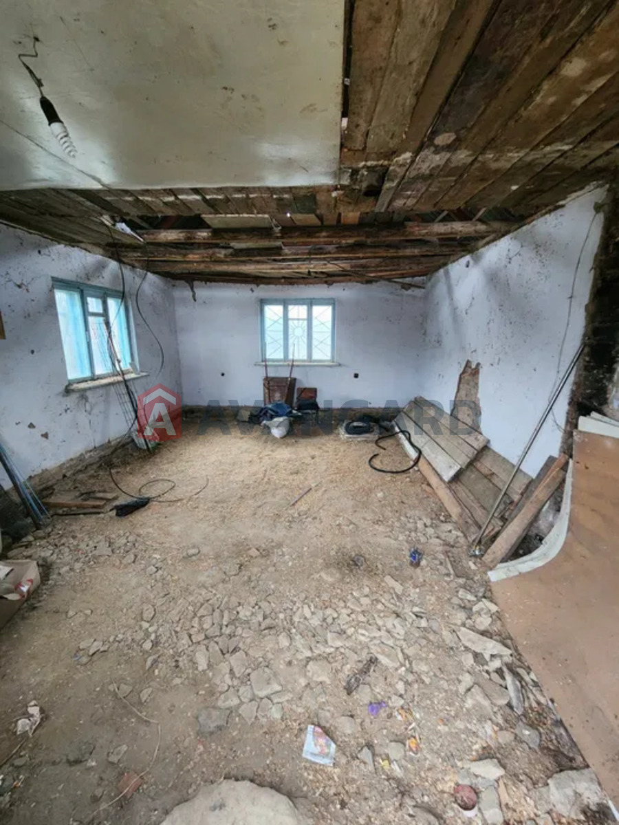 �������, 30 ��.�. ���� 8