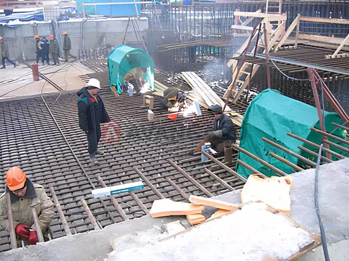 �������, 600 ��.�. ���� 8