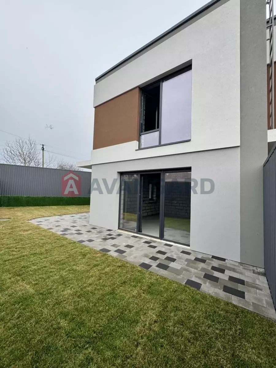 100 ��.�. ���� 6