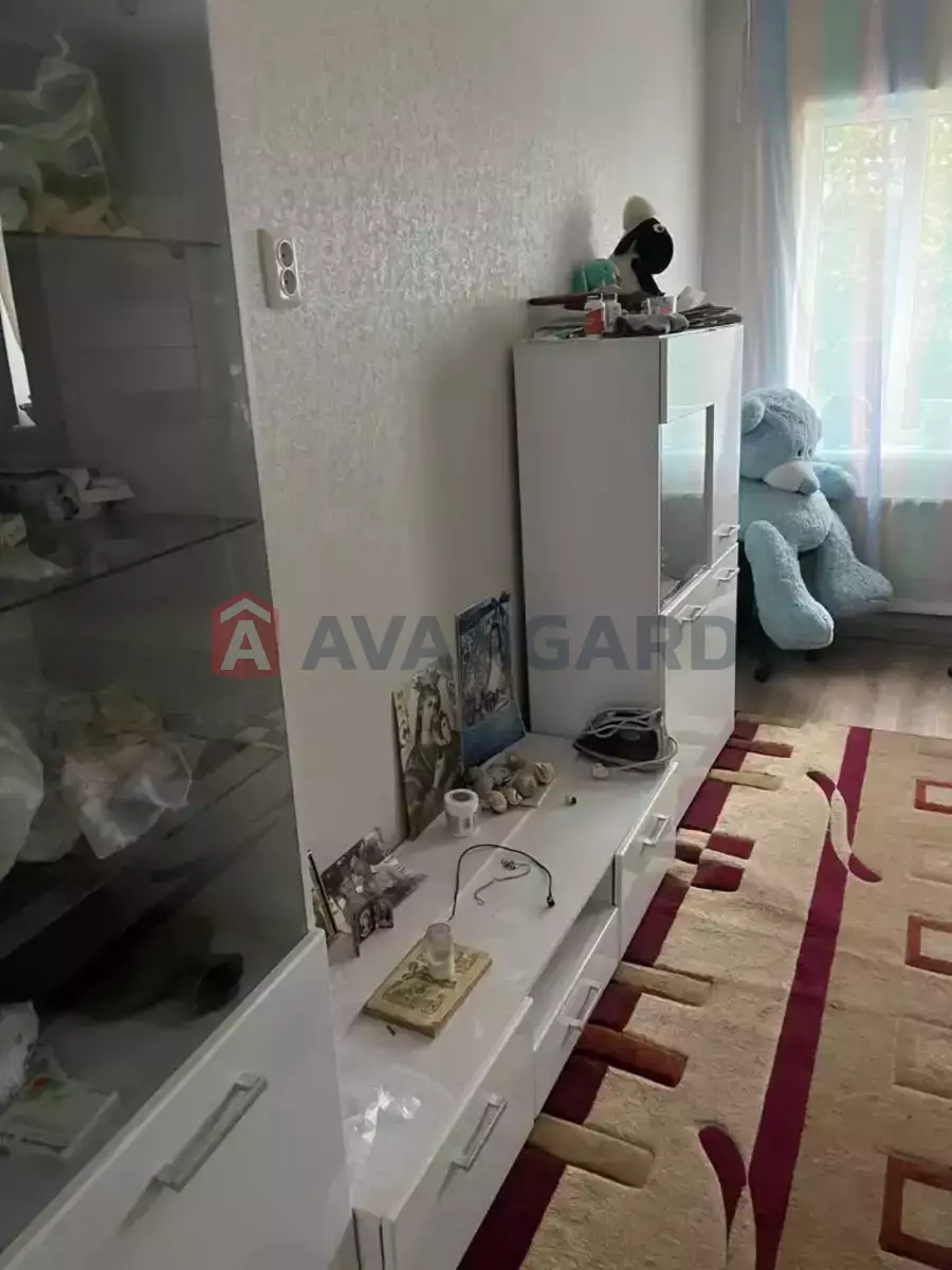 �������, 60 ��.�. ���� 8