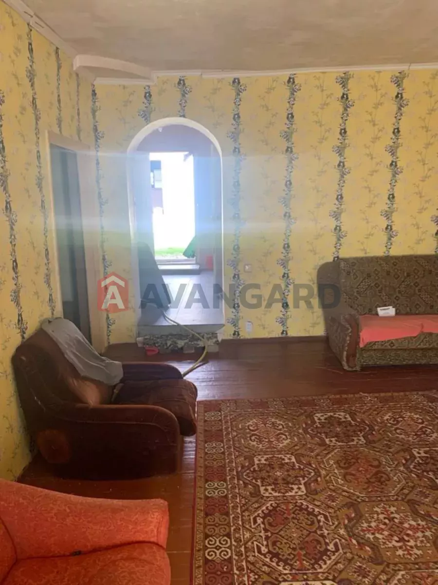 �������, 100 ��.�. ���� 7