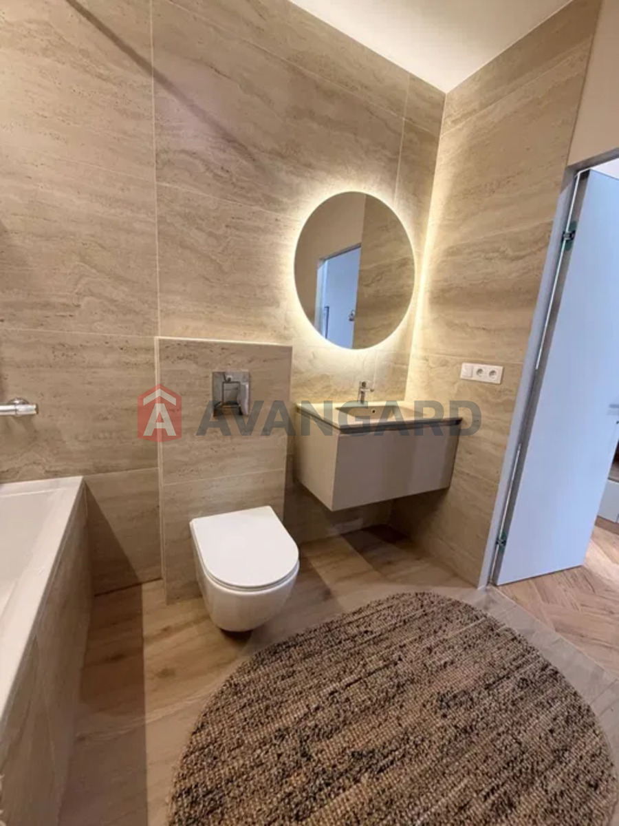 ��������, 135 ��.�. ���� 18