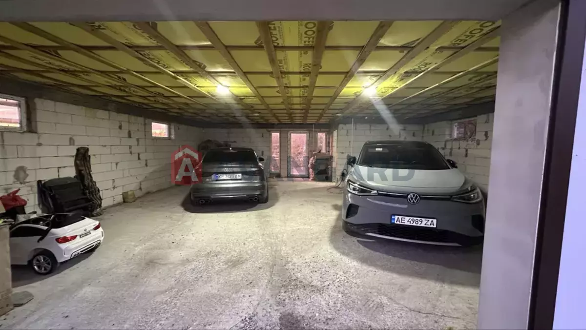 �������, 200 ��.�. ���� 19