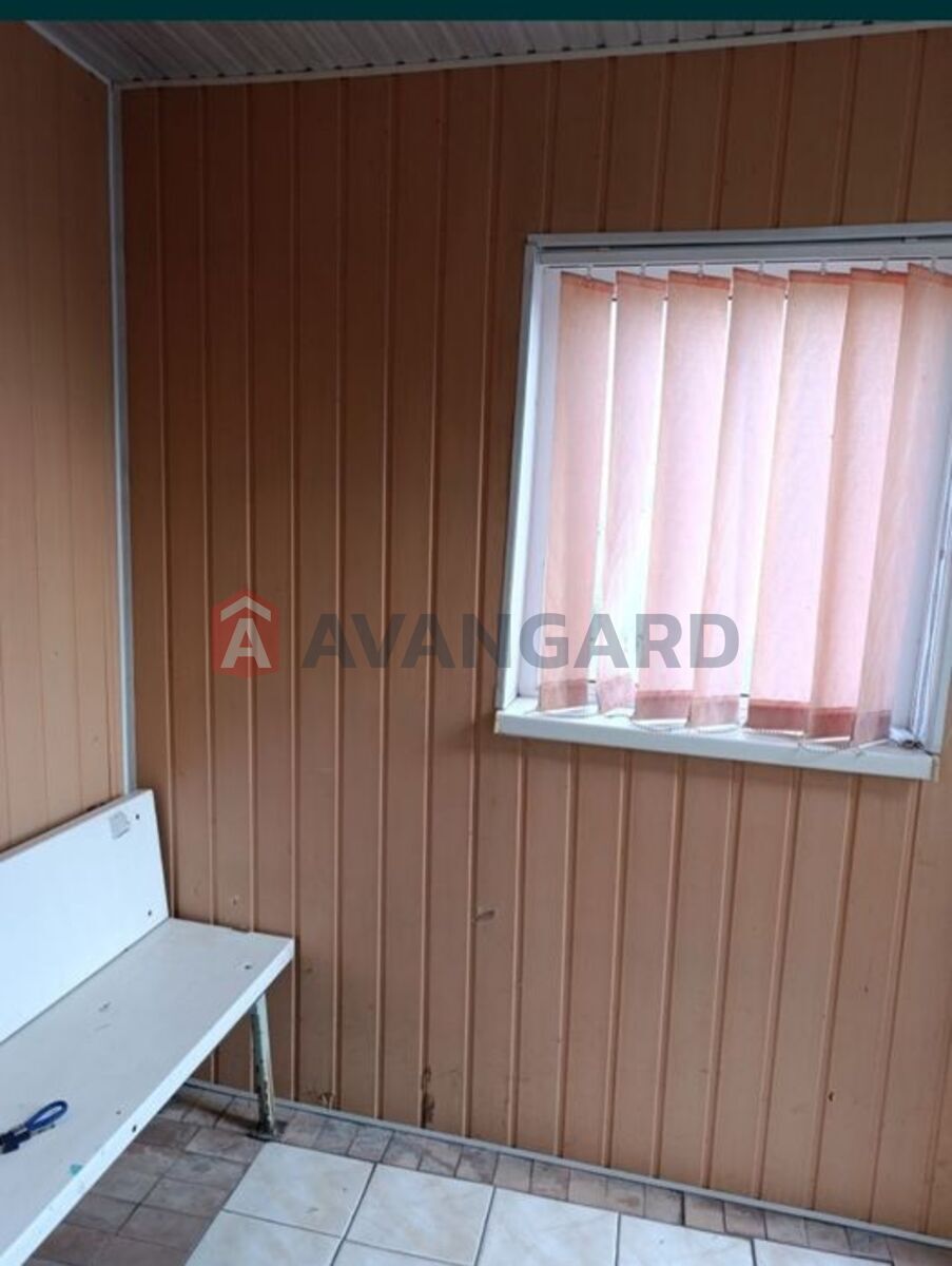 ������� �������, 42 ��.�. ���� 6