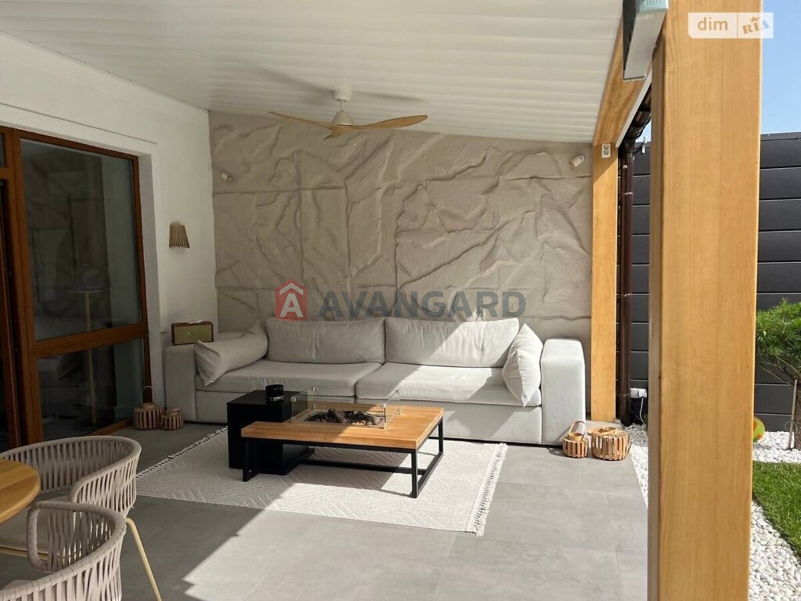 ��������, 292 ��.�. ���� 4