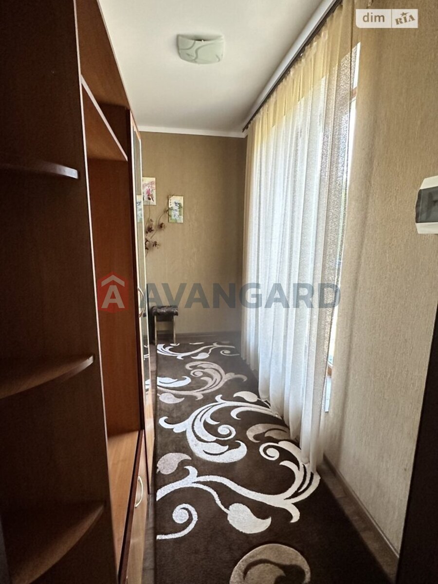 �������, 295 ��.�. ���� 16