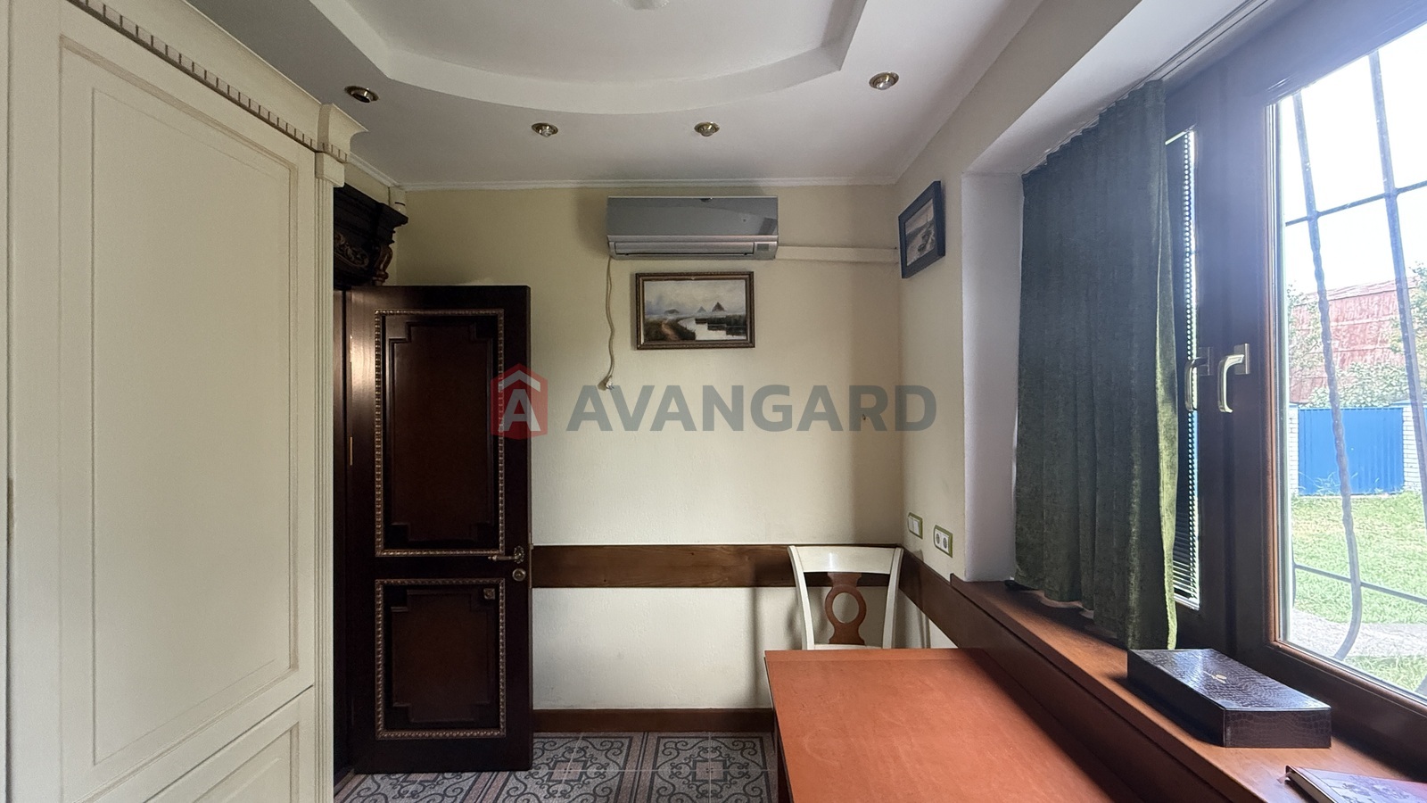 �������, 160 ��.�. ���� 8