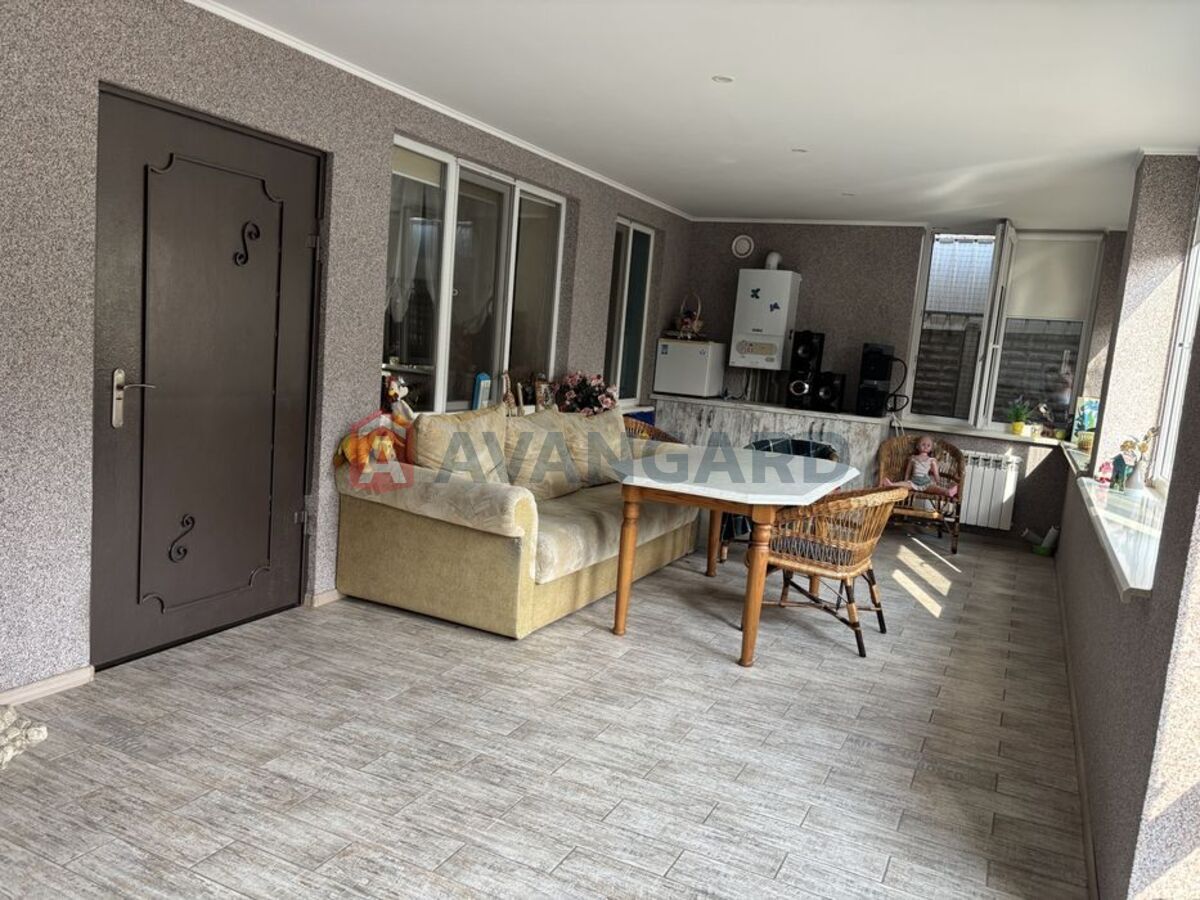 �������, 114 ��.�. ���� 7