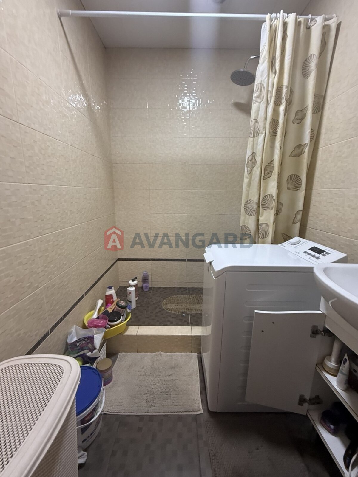 ������� �������, 77 ��.�. ���� 20