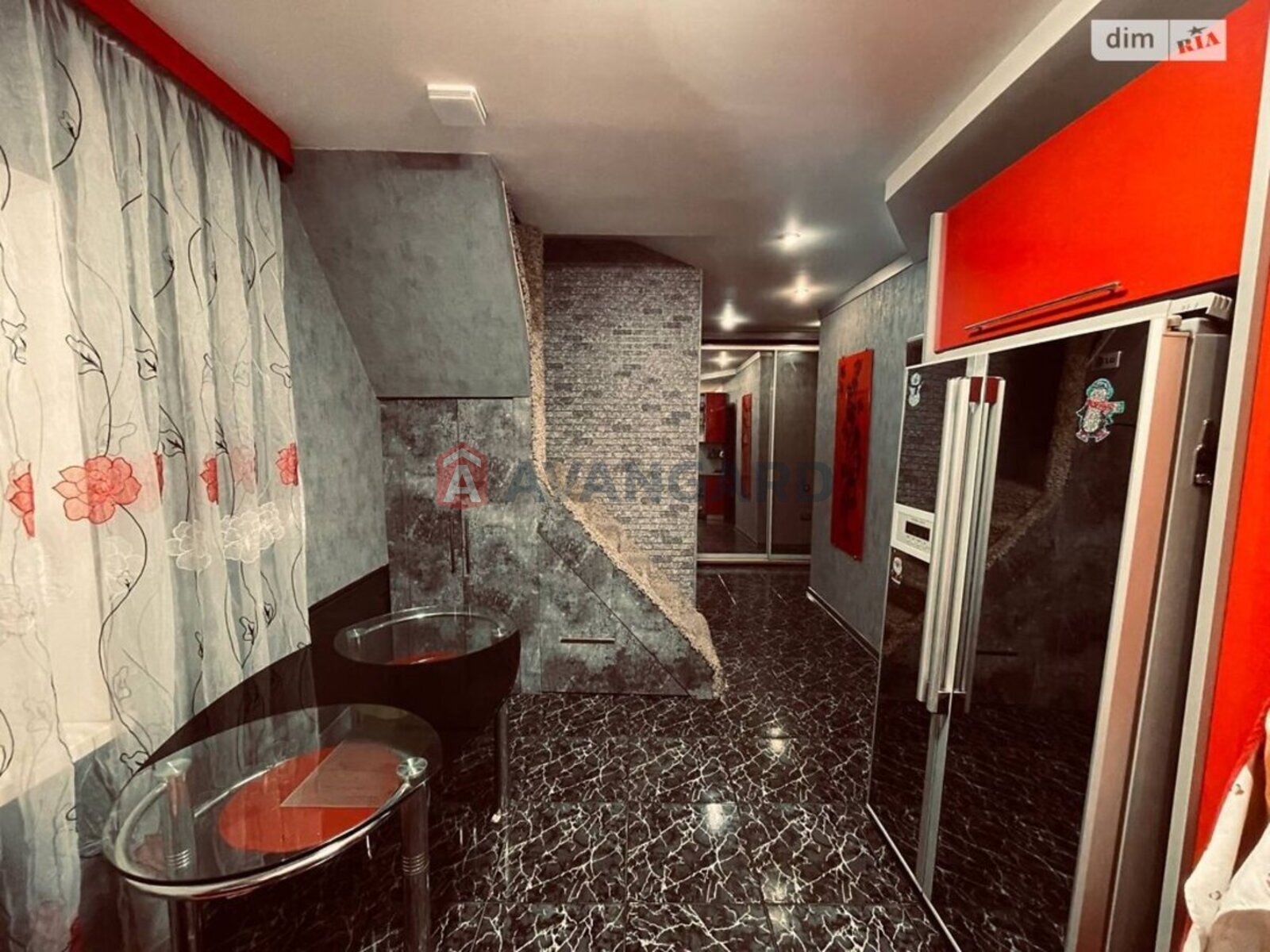 �������, 120 ��.�. ���� 2