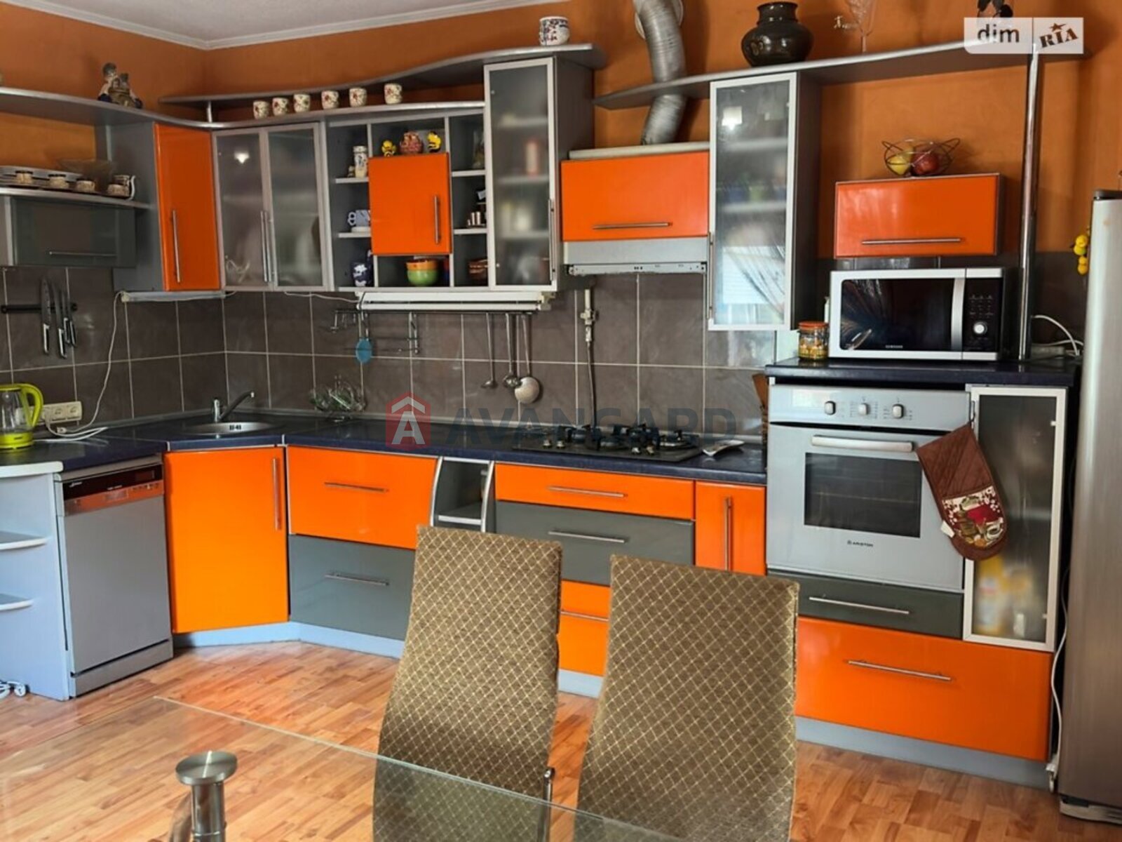 ���, 116 ��.�. ���� 13