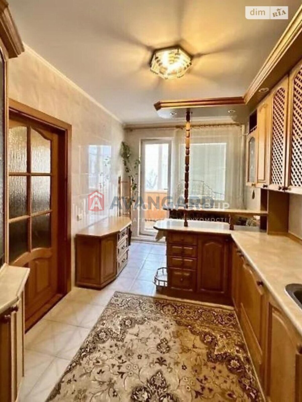 �������, 237 ��.�. ���� 13