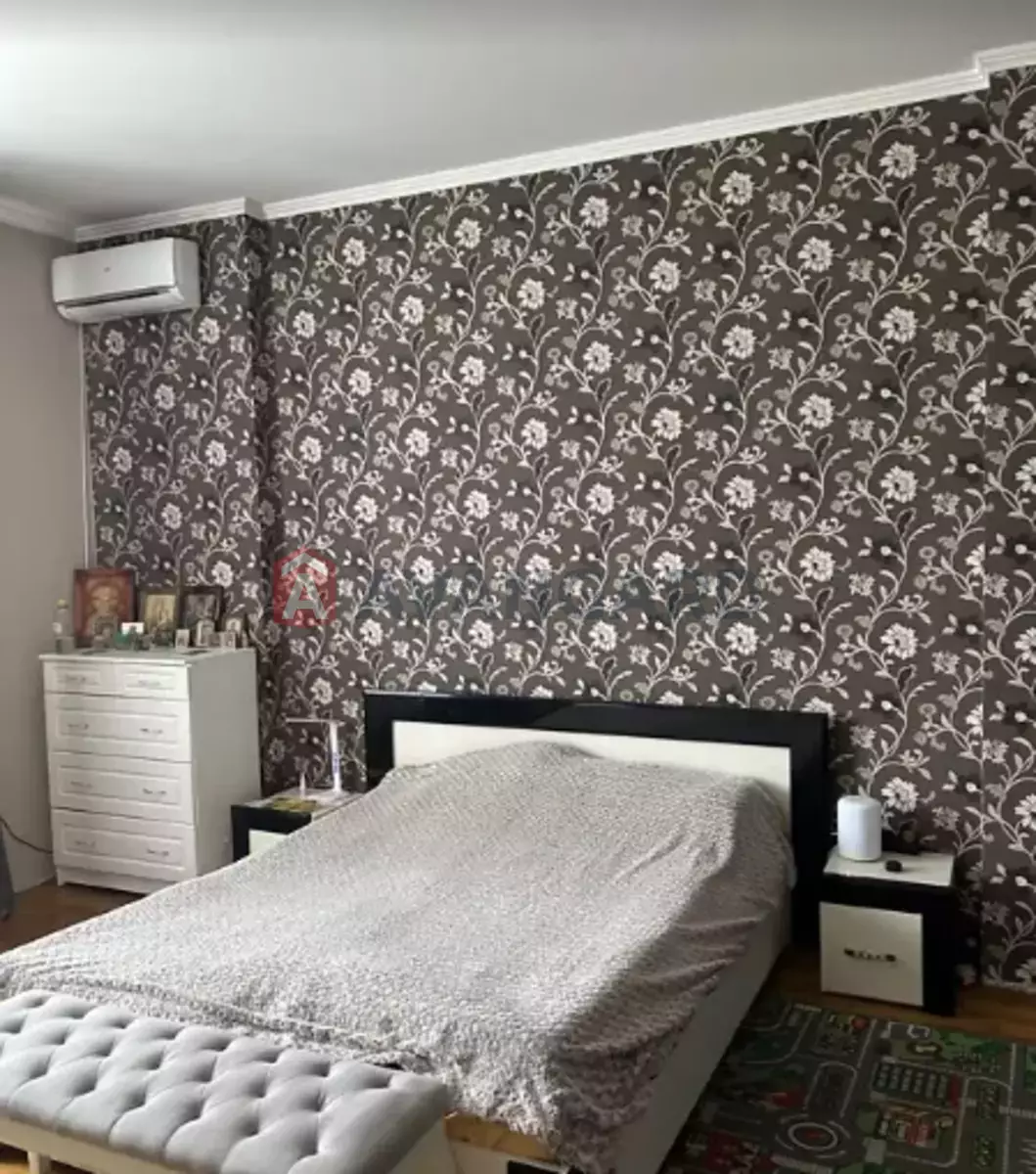 �������, 343 ��.�. ���� 18