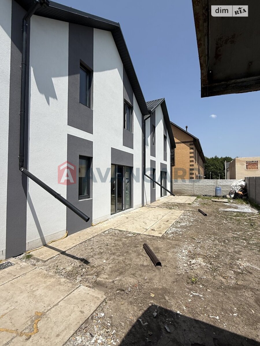 ��������, 110 ��.�. ���� 7