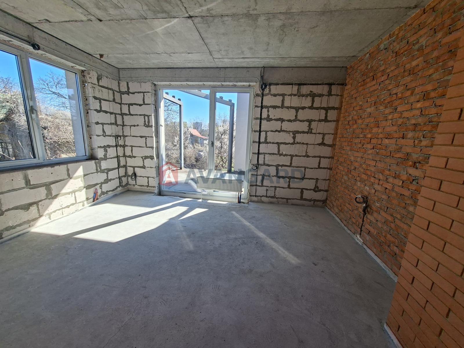 �������, 182 ��.�. ���� 14