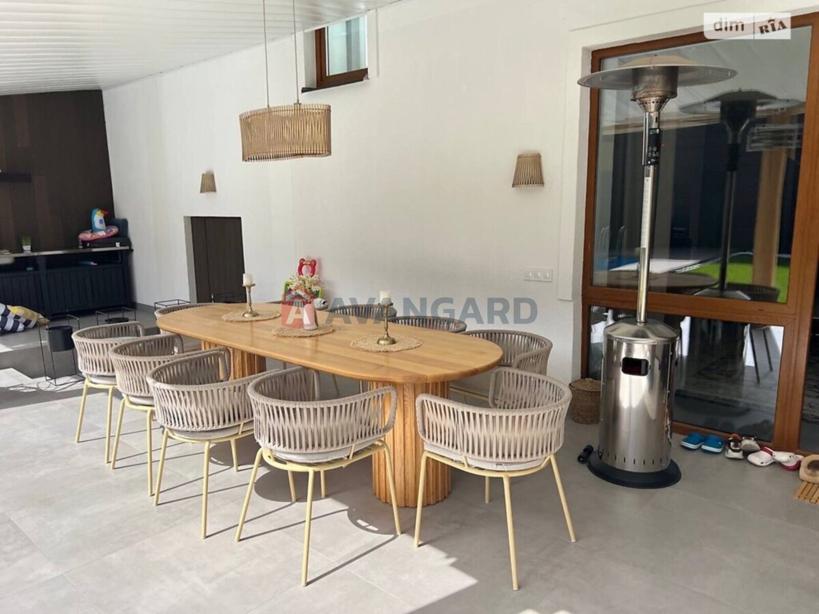 ��������, 292 ��.�. ���� 10