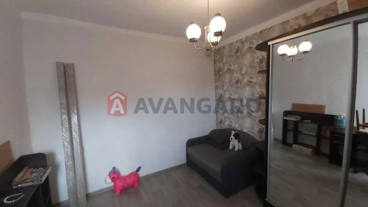 ������� �������, 55 ��.�. ���� 3