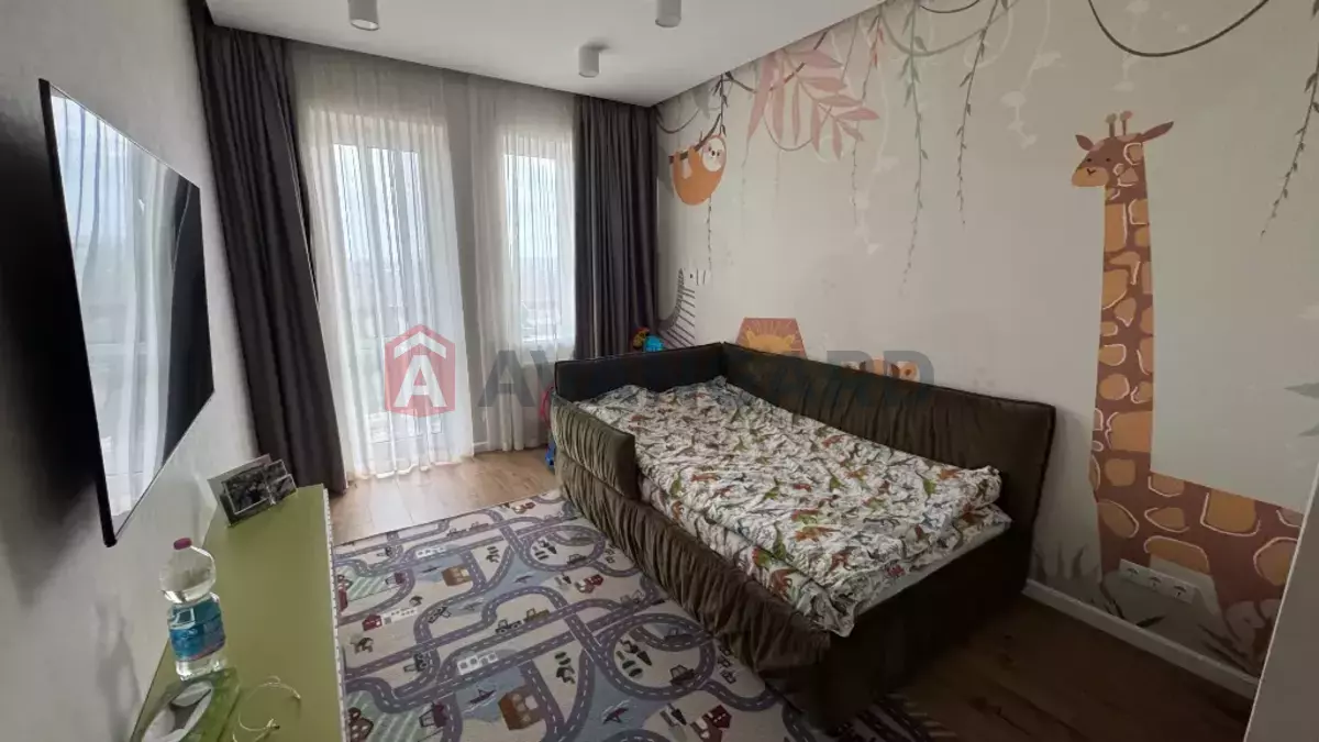 �������, 180 ��.�. ���� 30