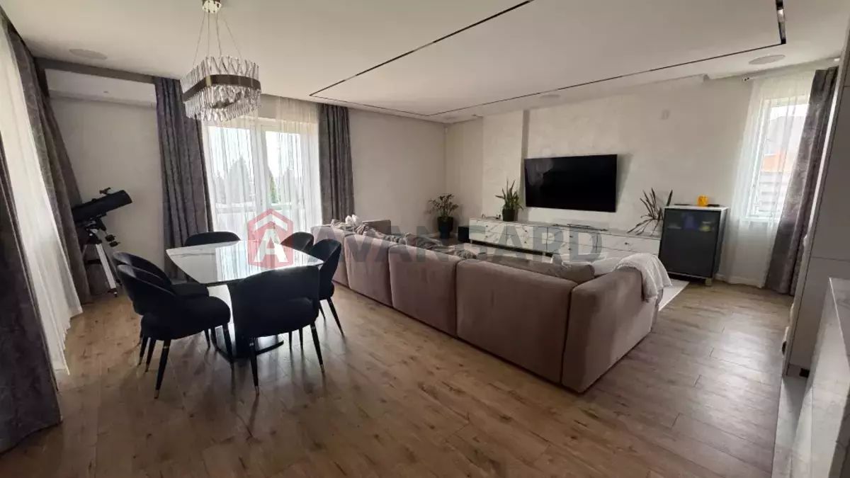 �������, 180 ��.�. ���� 24