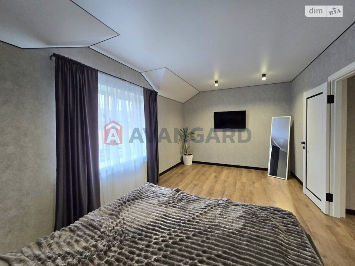 ��������, 90 ��.�. ���� 12