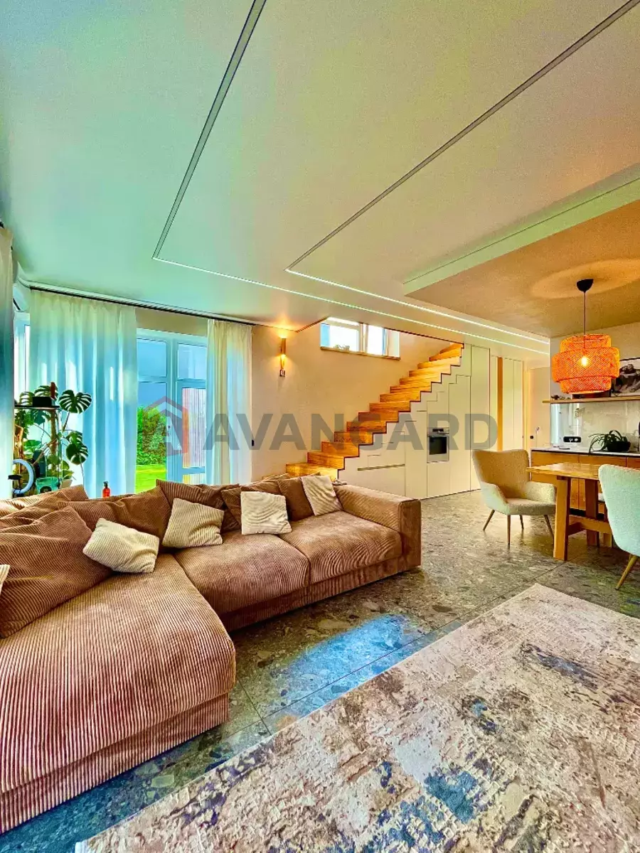 �������, 140 ��.�. ���� 5