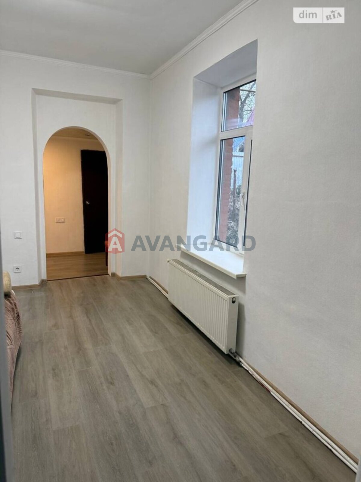 ������� �������, 50 ��.�. ���� 12