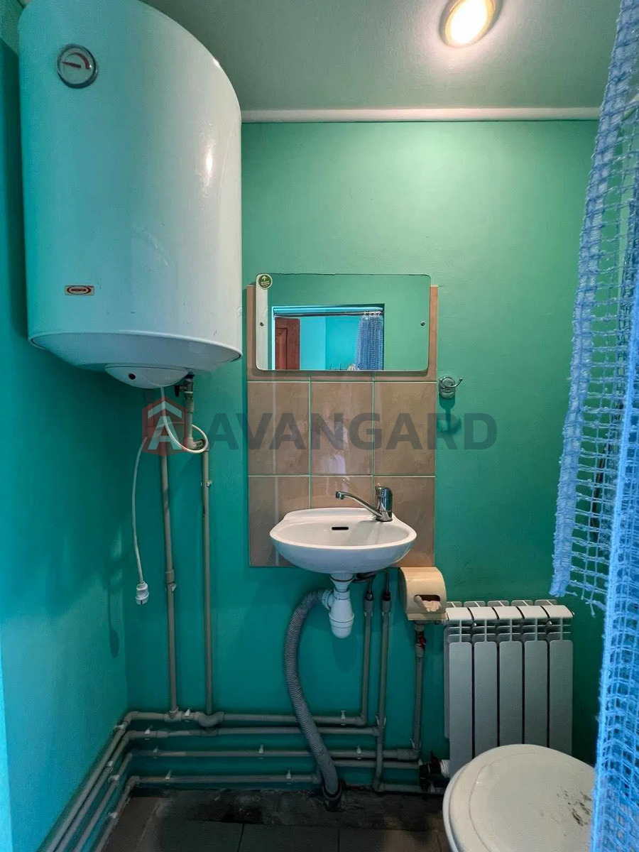 ������� �������, 43 ��.�. ���� 16