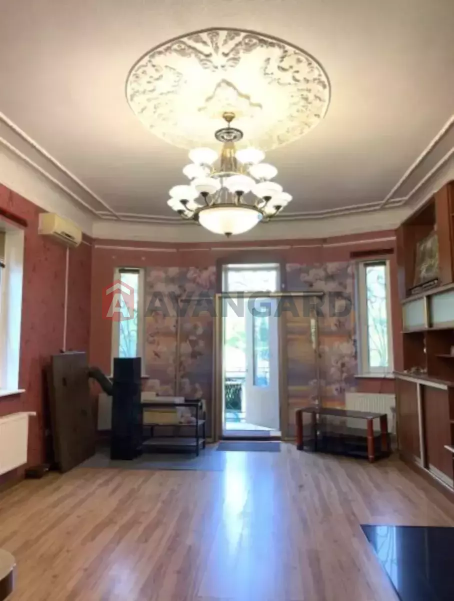 �������, 270 ��.�. ���� 23