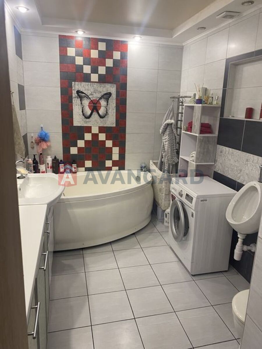 �������, 200 ��.�. ���� 10