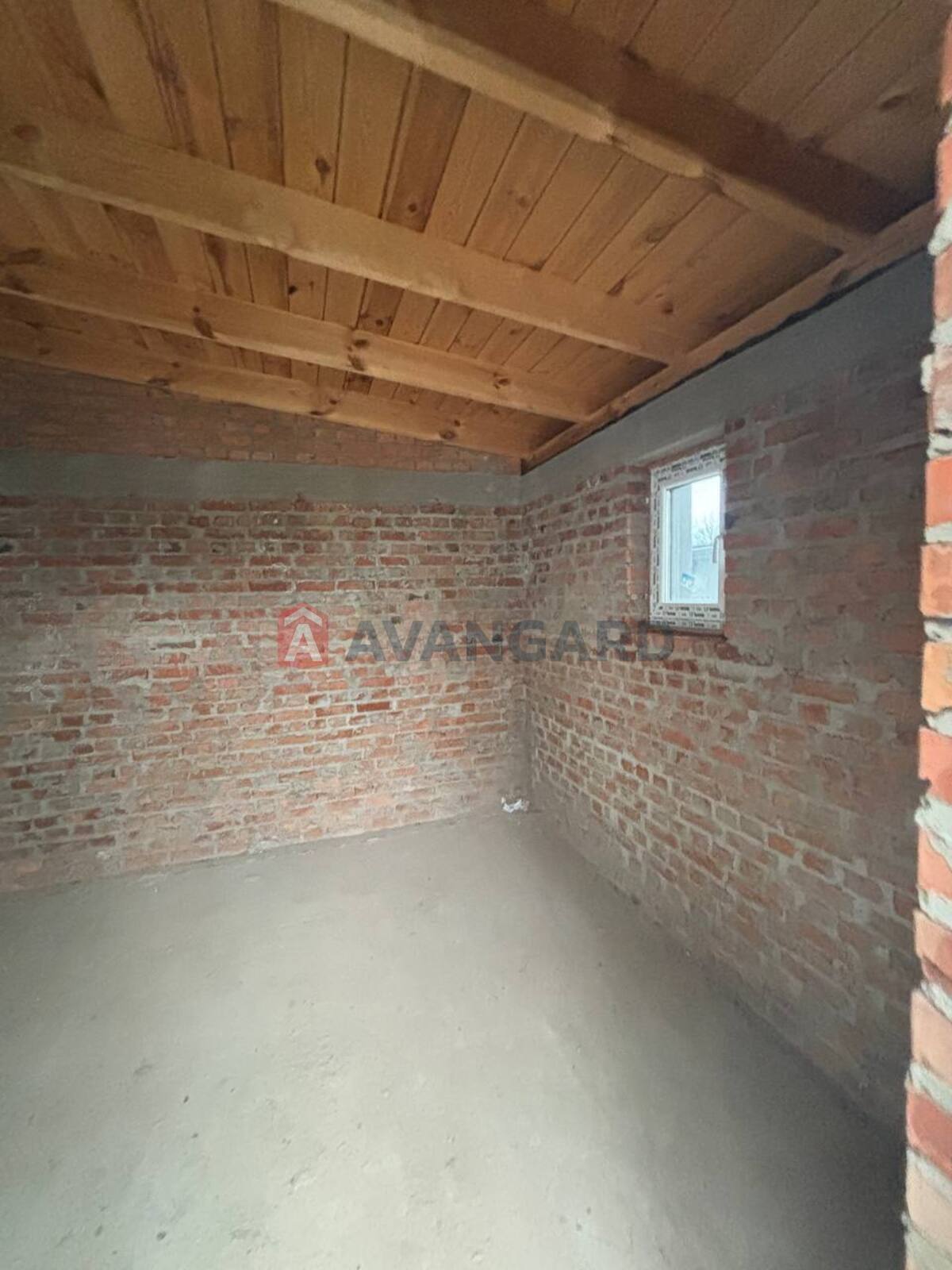 �������, 110 ��.�. ���� 24