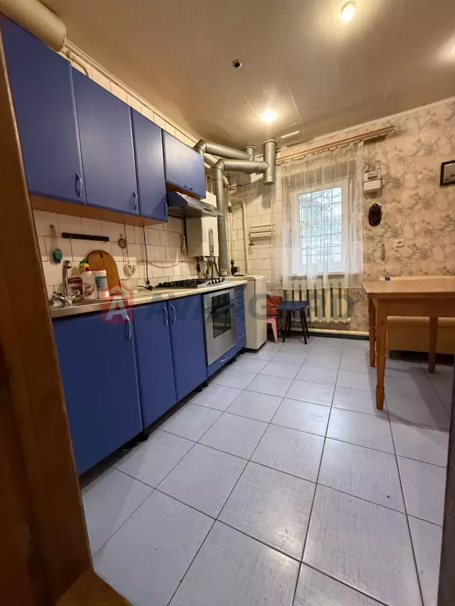 �������, 83 ��.�. ���� 8