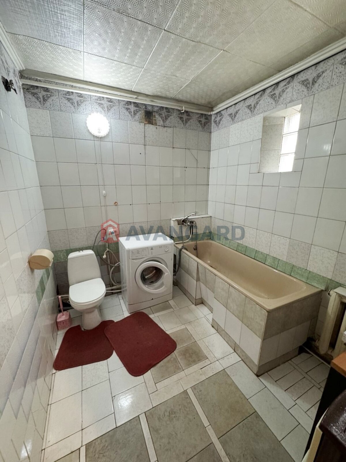 ������� �������, 47 ��.�. ���� 8