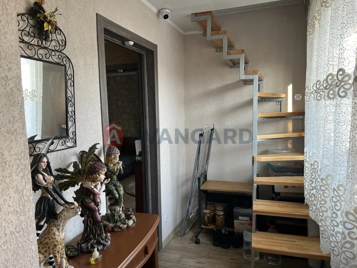 �������, 70 ��.�. ���� 18