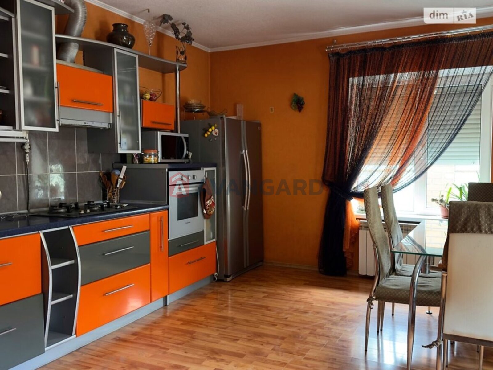 ���, 116 ��.�. ���� 10