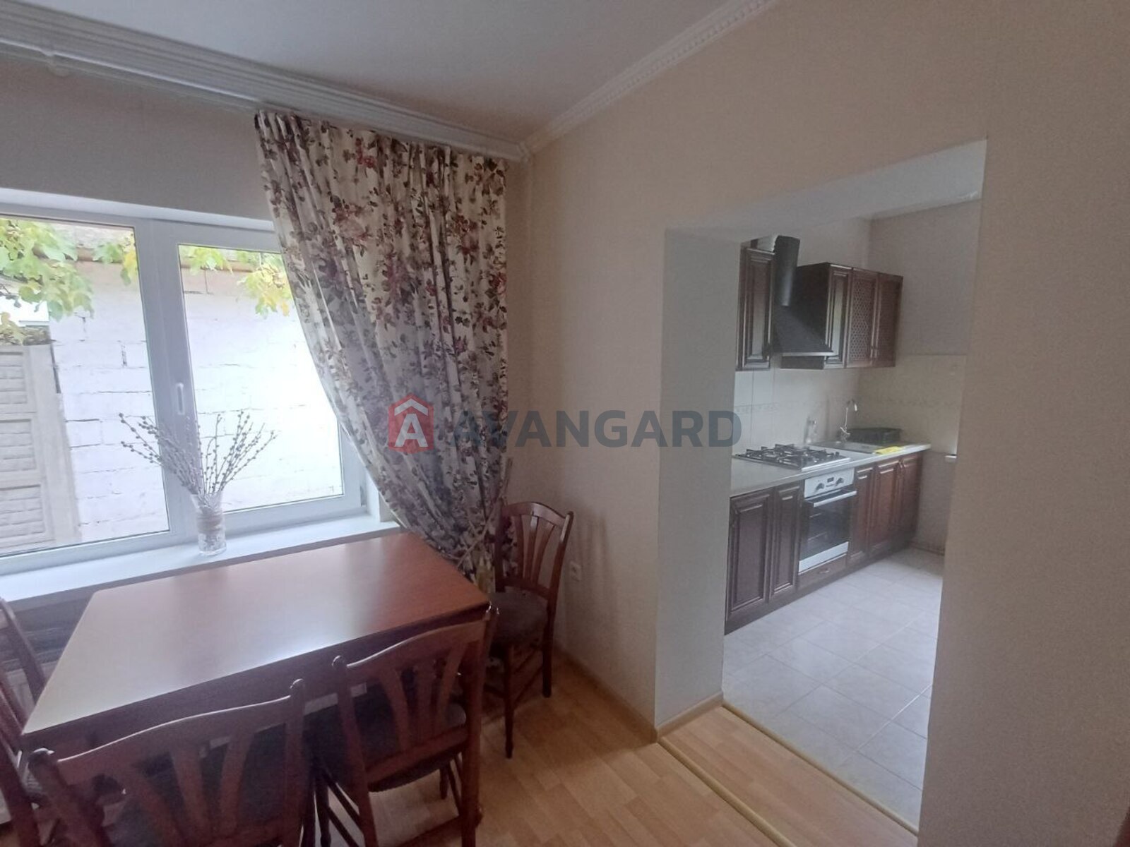 ���, 120 ��.�. ���� 15