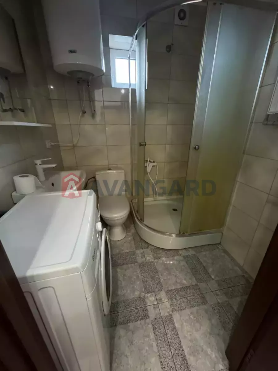 �������, 110 ��.�. ���� 7