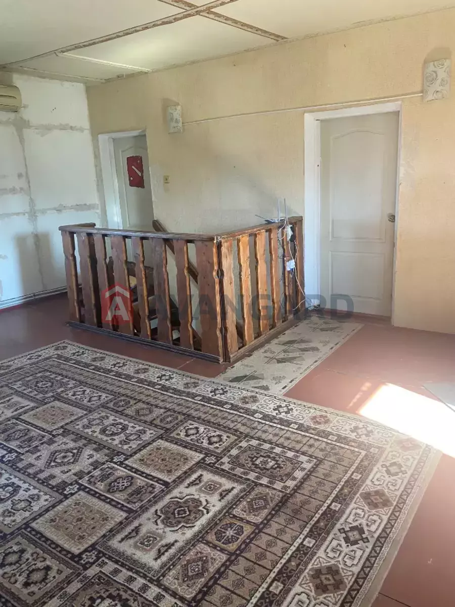 �������, 157 ��.�. ���� 10