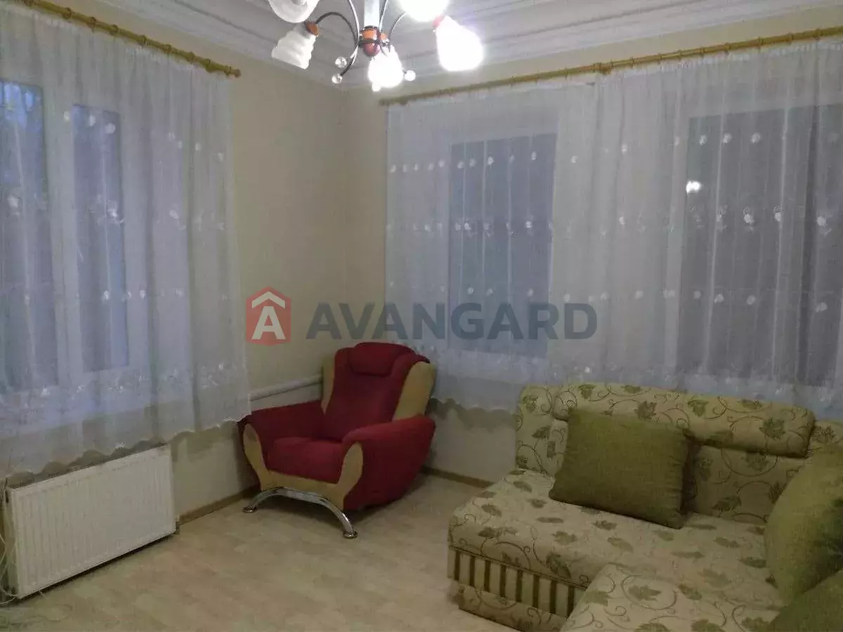 ������� �������, 47 ��.�. ���� 8