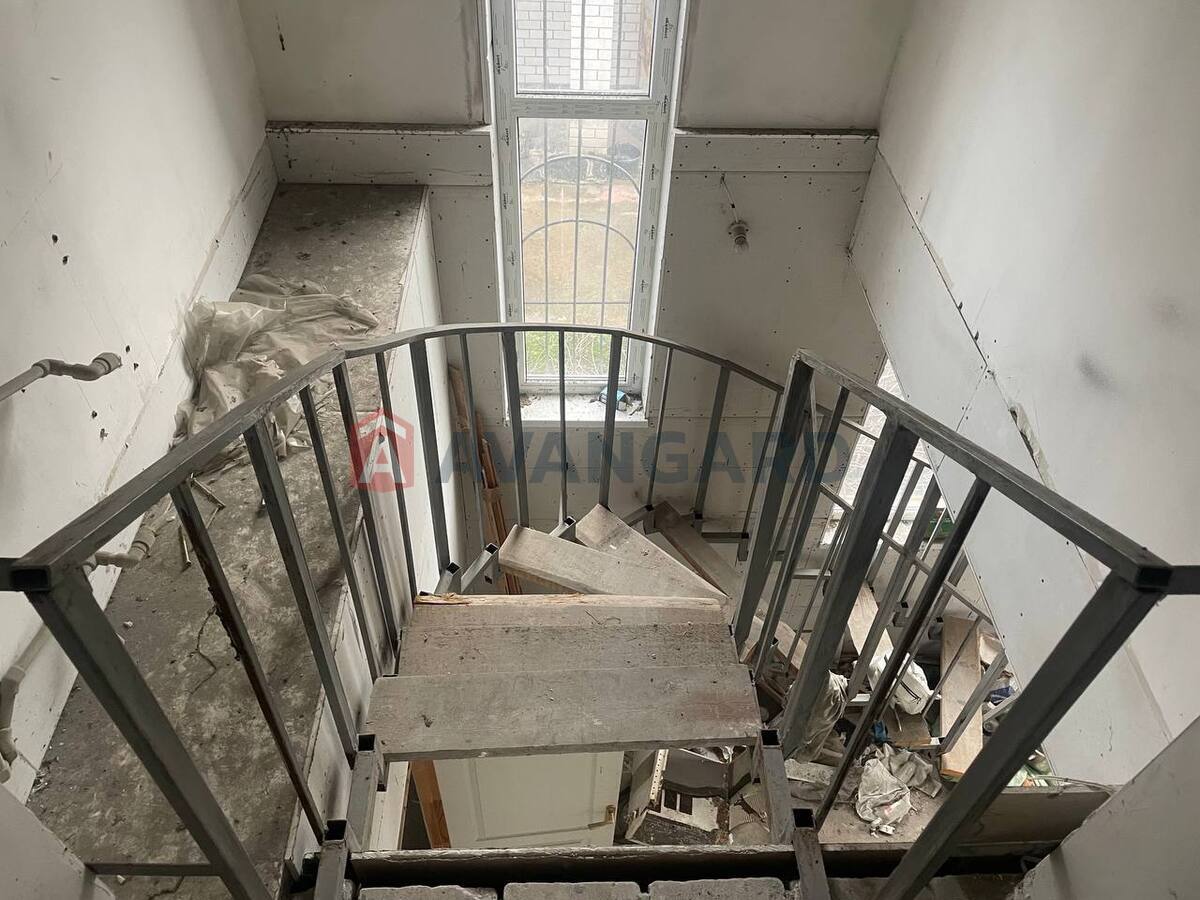 ����, 250 ��.�. ���� 6