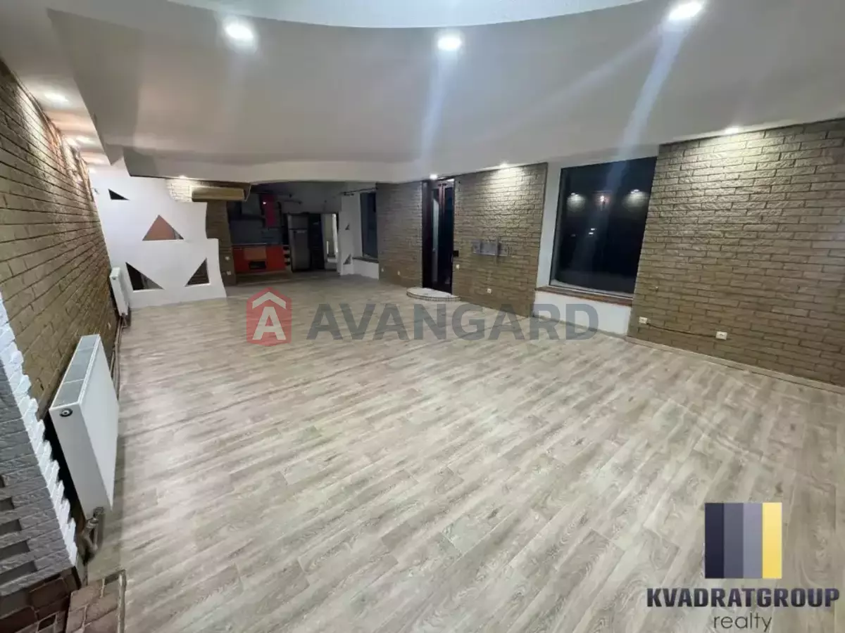 �������, 244 ��.�. ���� 4