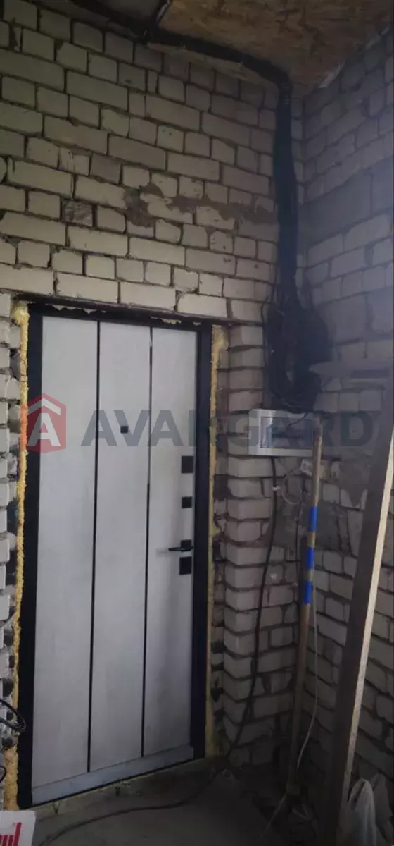 �������, 100 ��.�. ���� 12