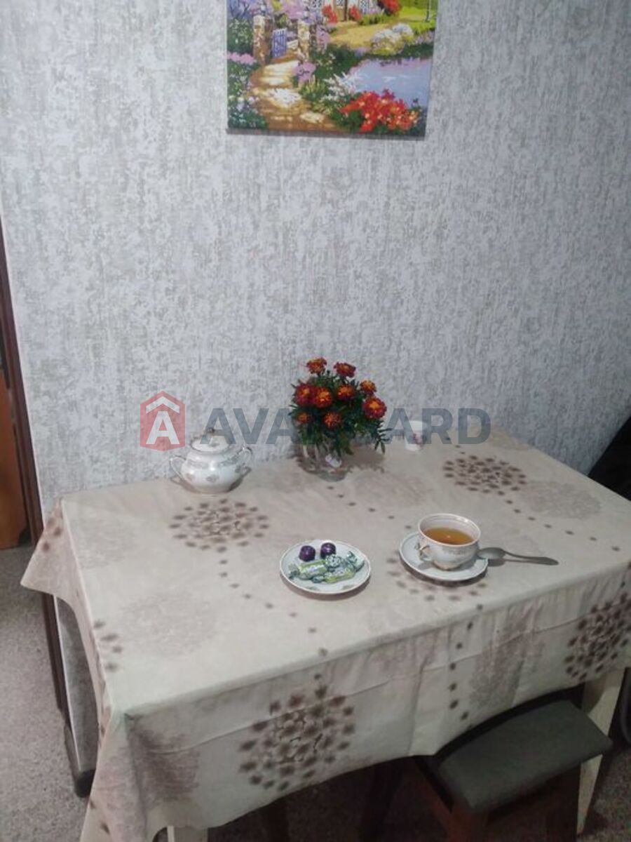 ������� �������, 50 ��.�. ���� 6