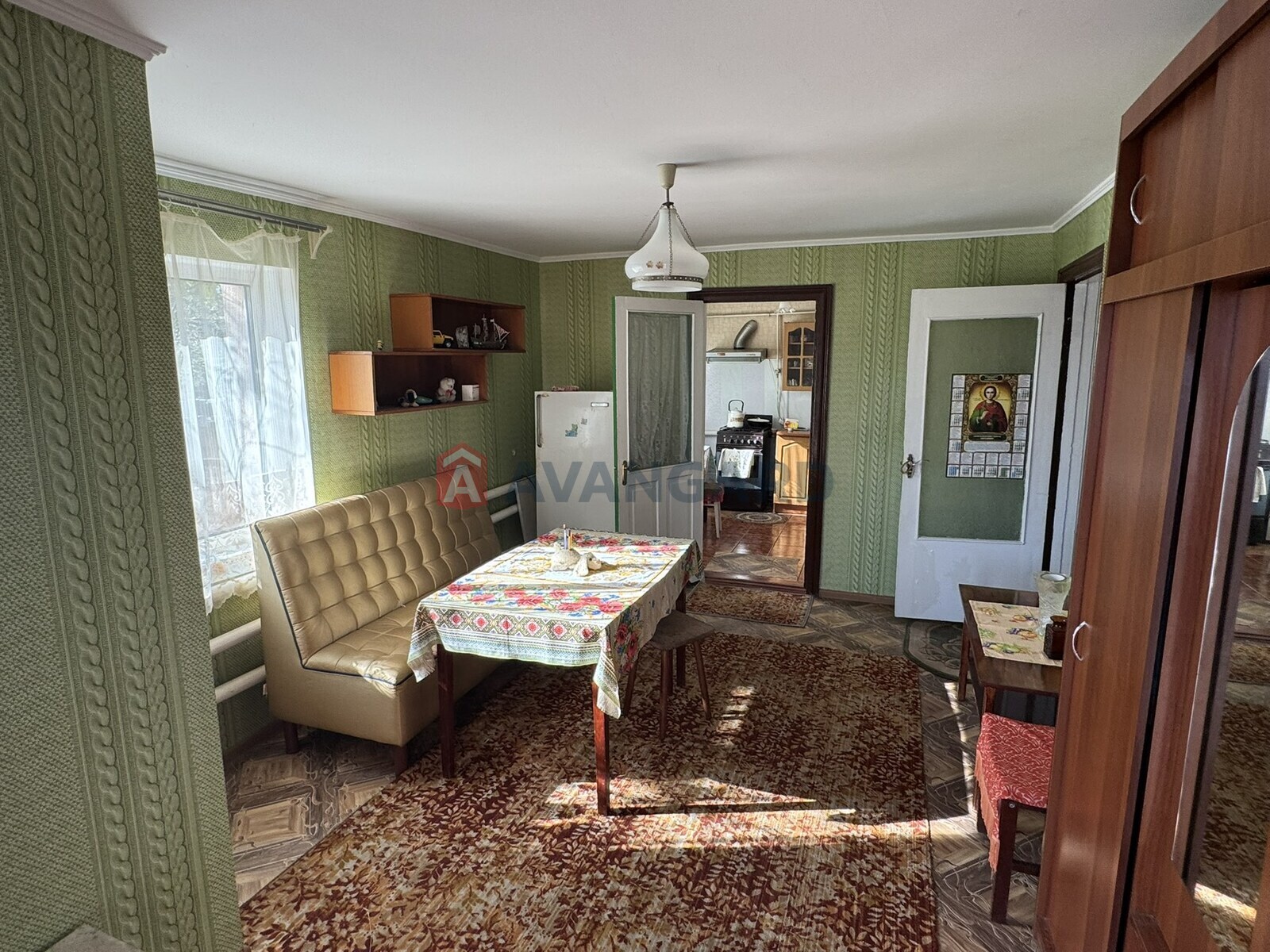 �������, 110 ��.�. ���� 16