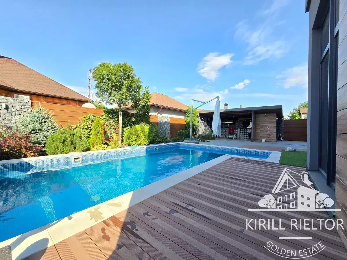 �������, 306 ��.�. ���� 9