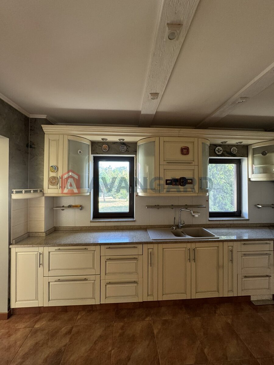 ���, 210 ��.�. ���� 14