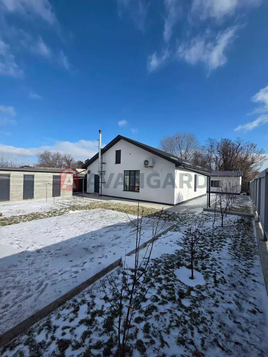 �������, 100 ��.�. ���� 2