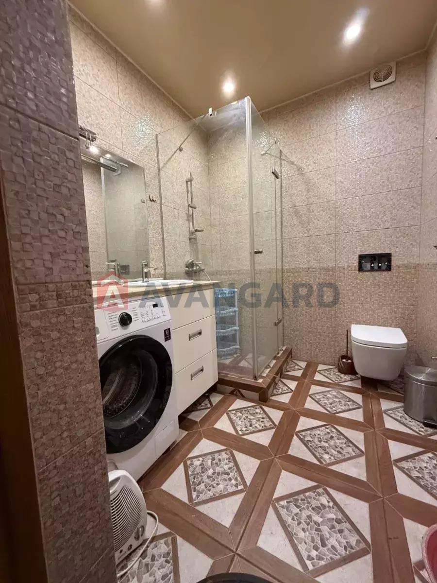 �������, 83 ��.�. ���� 7