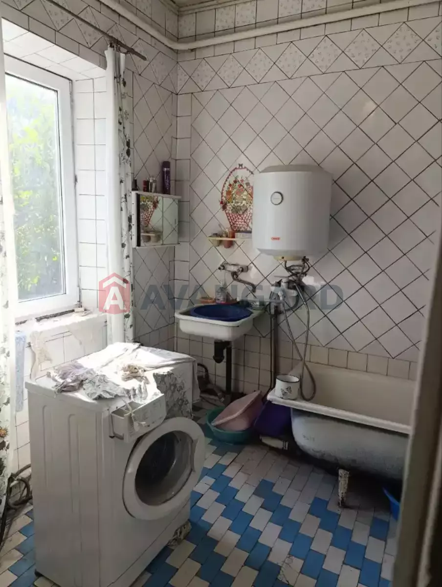 �������, 72 ��.�. ���� 9