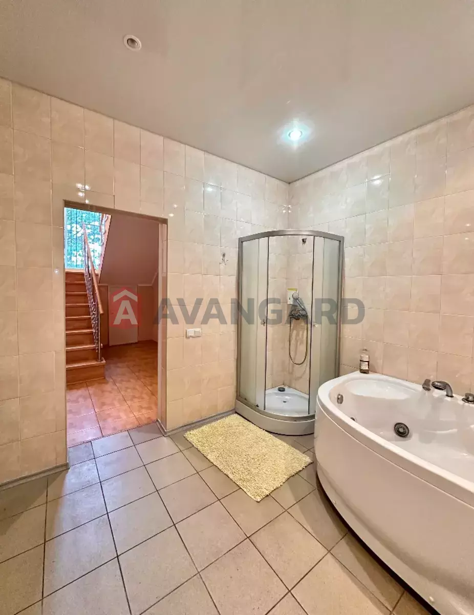 �������, 176 ��.�. ���� 17