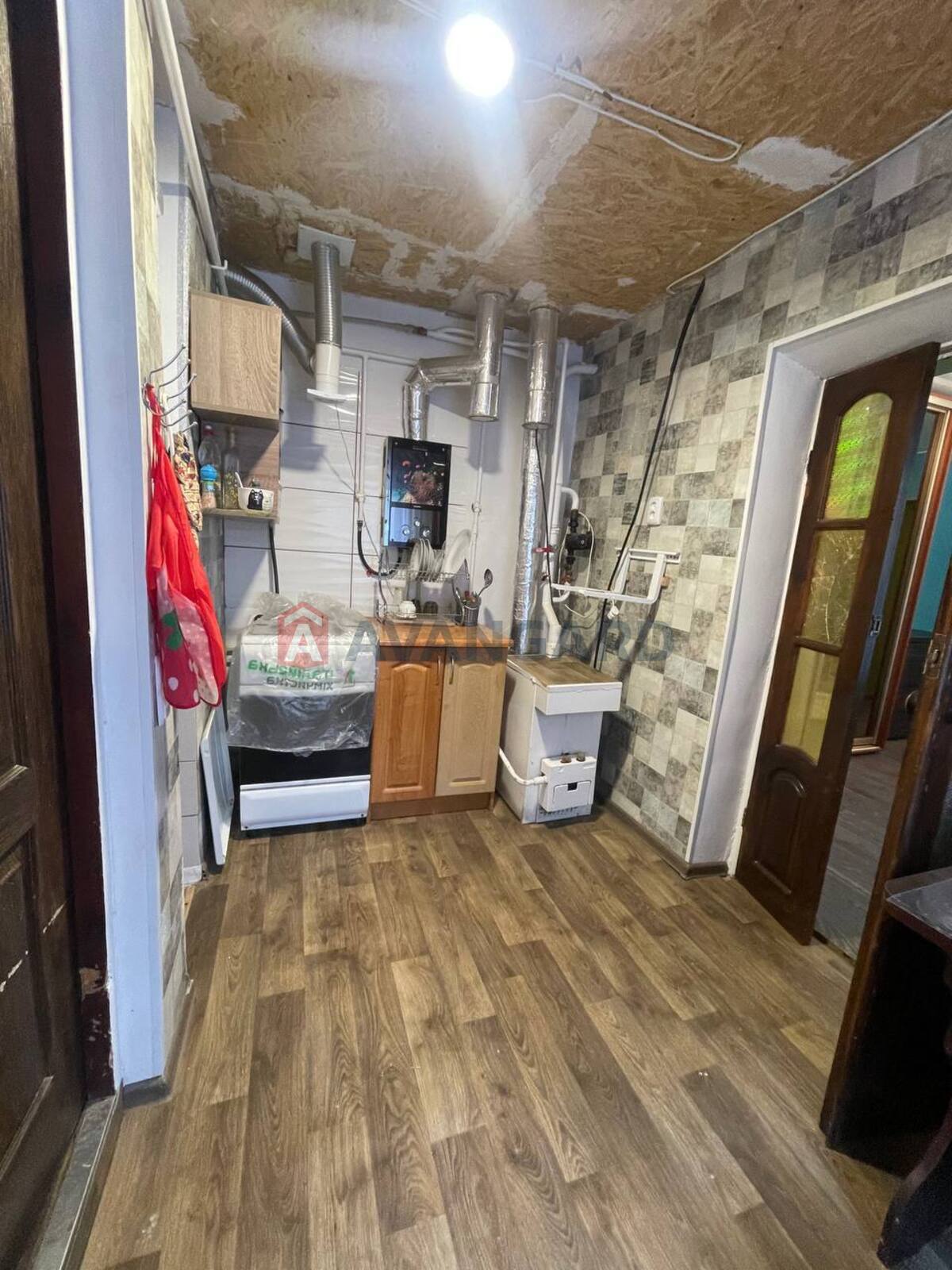 ����� ����, 32 ��.�. ���� 4